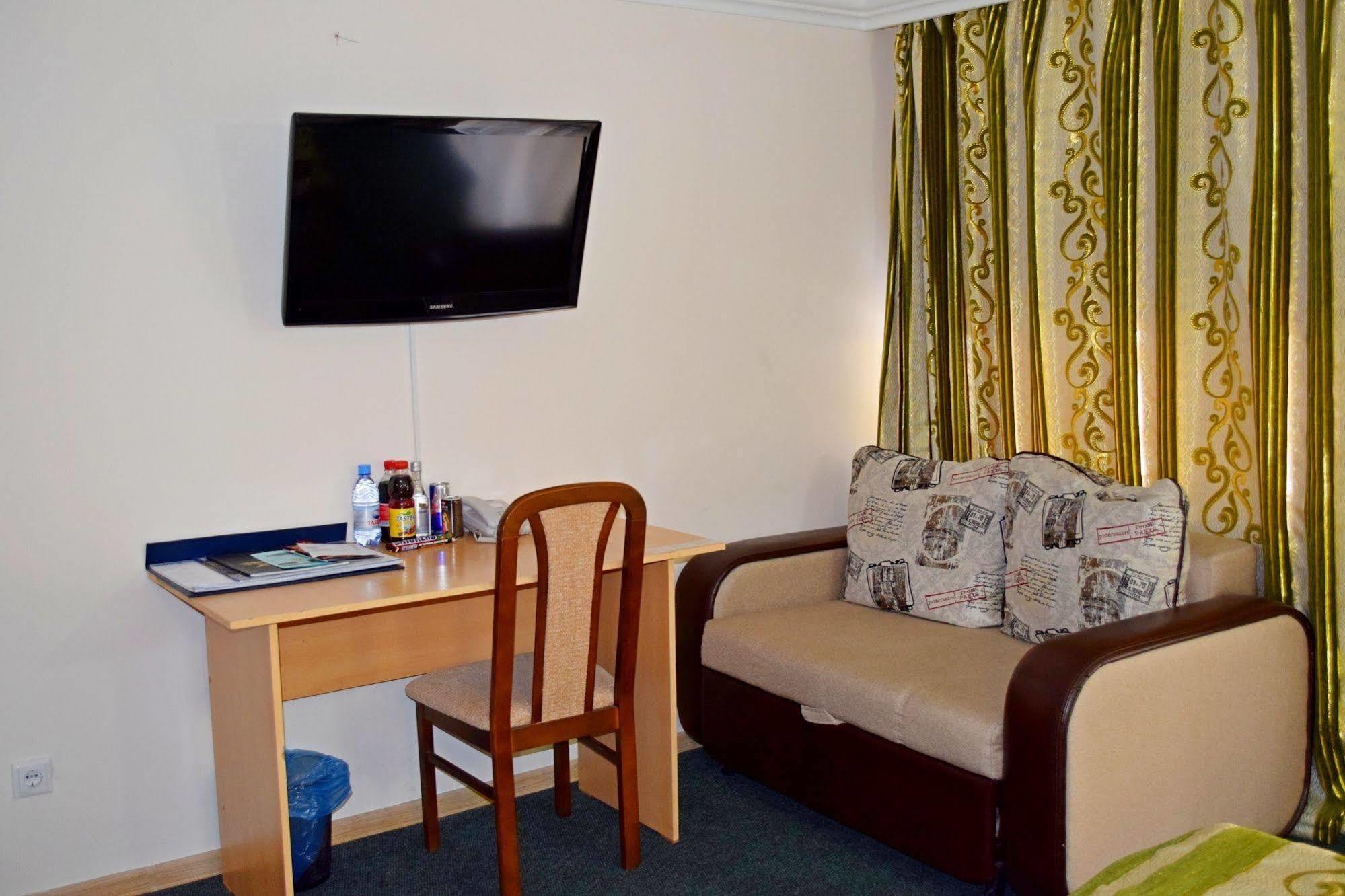 Bayterek Hotel Astana Dış mekan fotoğraf