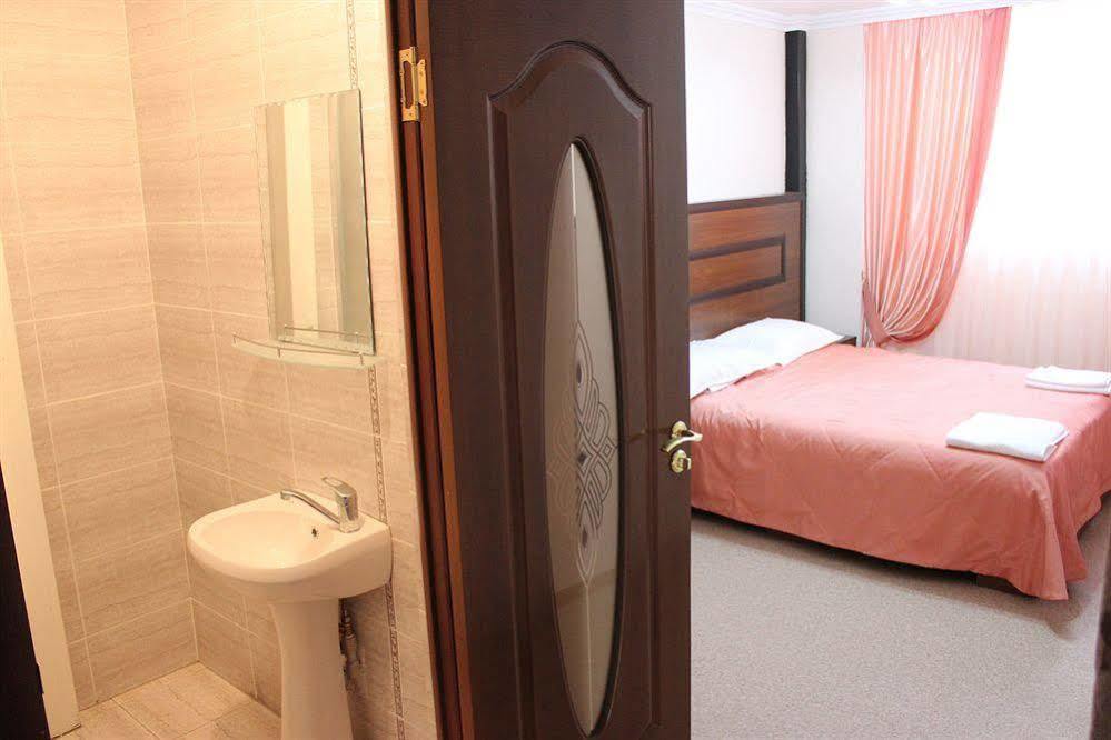 Bayterek Hotel Astana Dış mekan fotoğraf